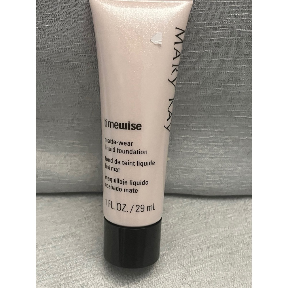 Mary Kay TimeWise Matte-Wear Liquid Foundation Ivory 6 1 fl oz Combo Oily Skin